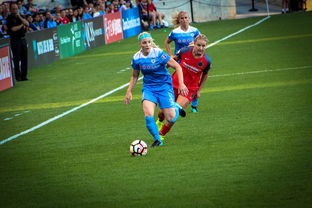 米兰官网-历史回顾：五大联赛的“终极阵容”回放