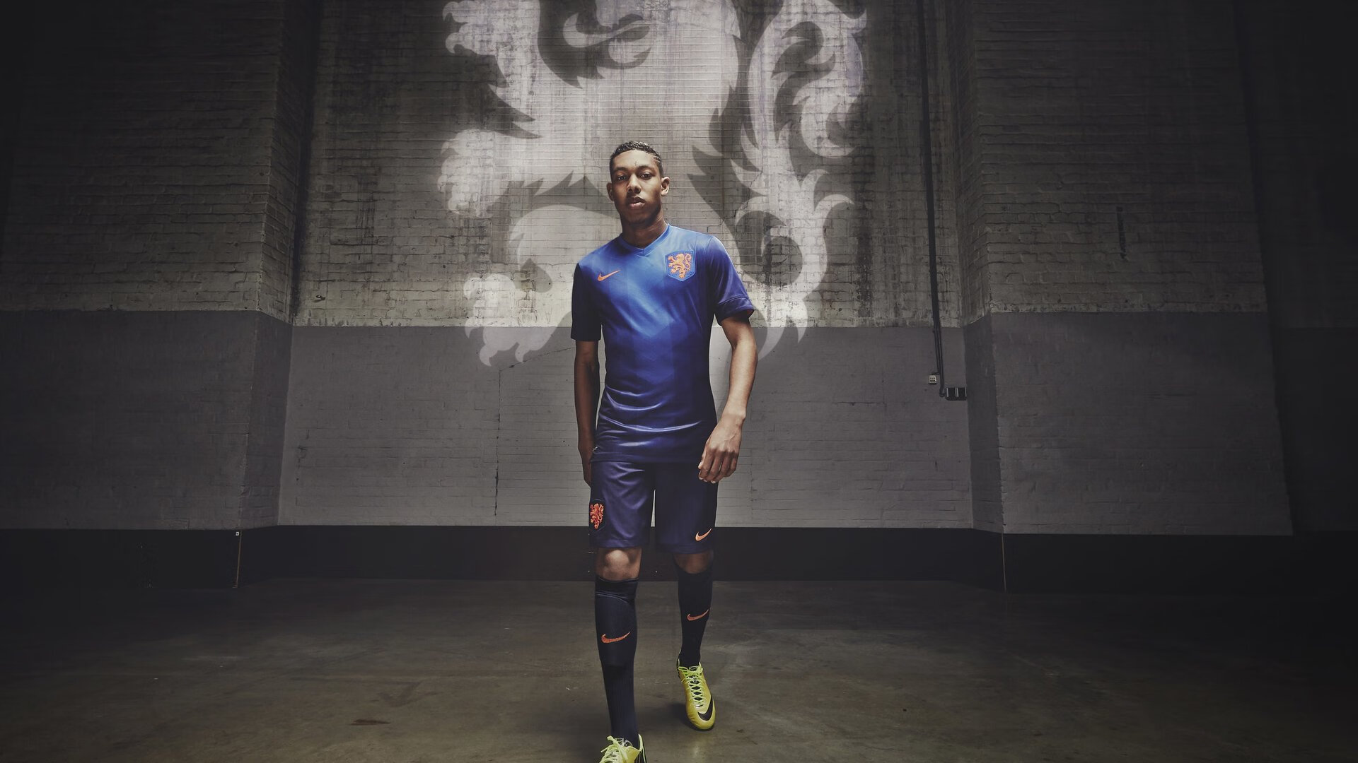 中超是否推动球队引入心理训练常规课表,中超观众日益减少,如何通过营销手段来解决问题